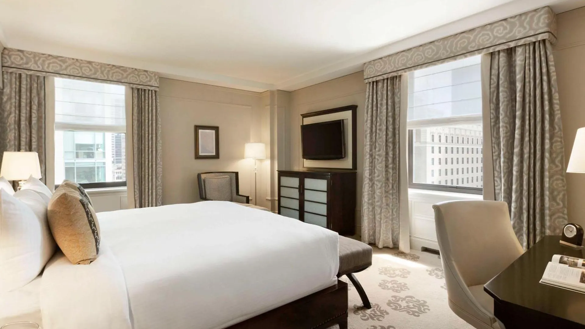 Fairmont Hotel Vancouver 5*,